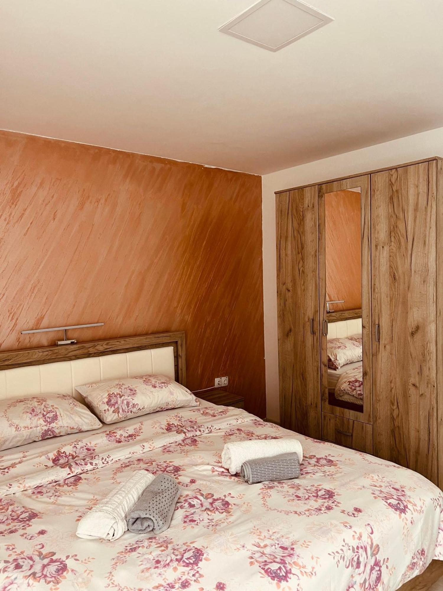 Bed and Breakfast Zeleni Dvor Ribarska Banja Exteriér fotografie