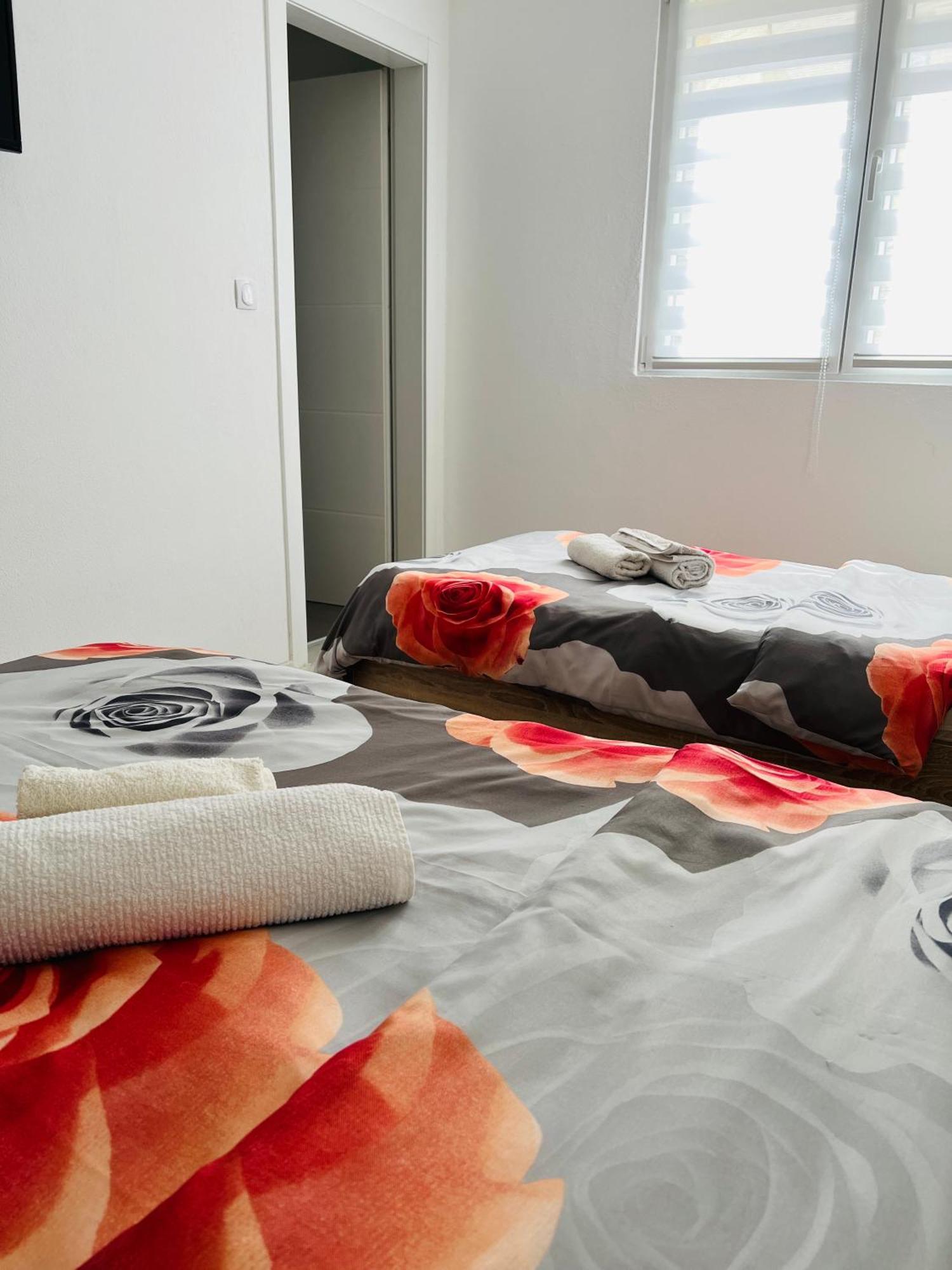 Bed and Breakfast Zeleni Dvor Ribarska Banja Exteriér fotografie